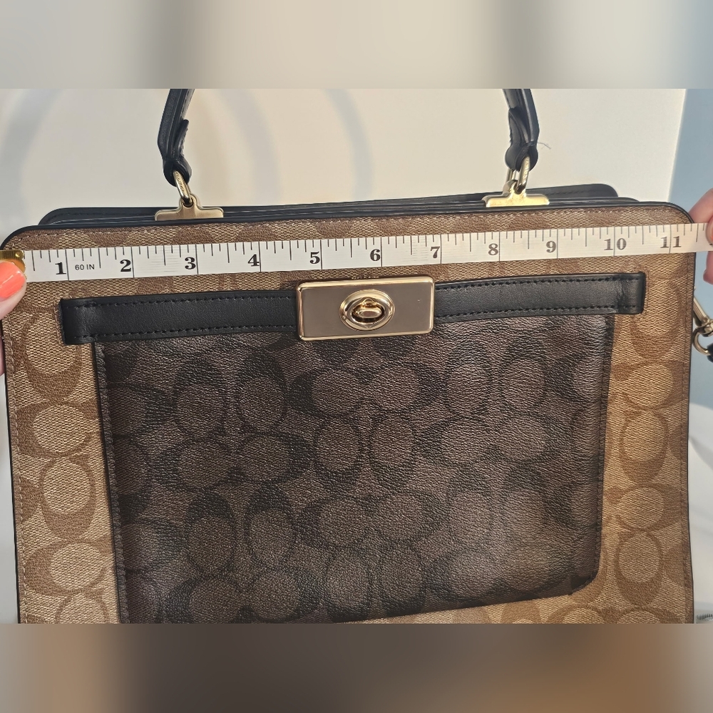 NWT Coach Lane Carryall In Block Signature Coated Canvas C8596 - Picture 16 of 16